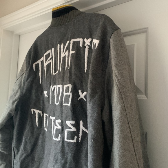 Trukfit “Trukfit Mob To The End” Gray & Yellow Men’s - Picture 10 of 16